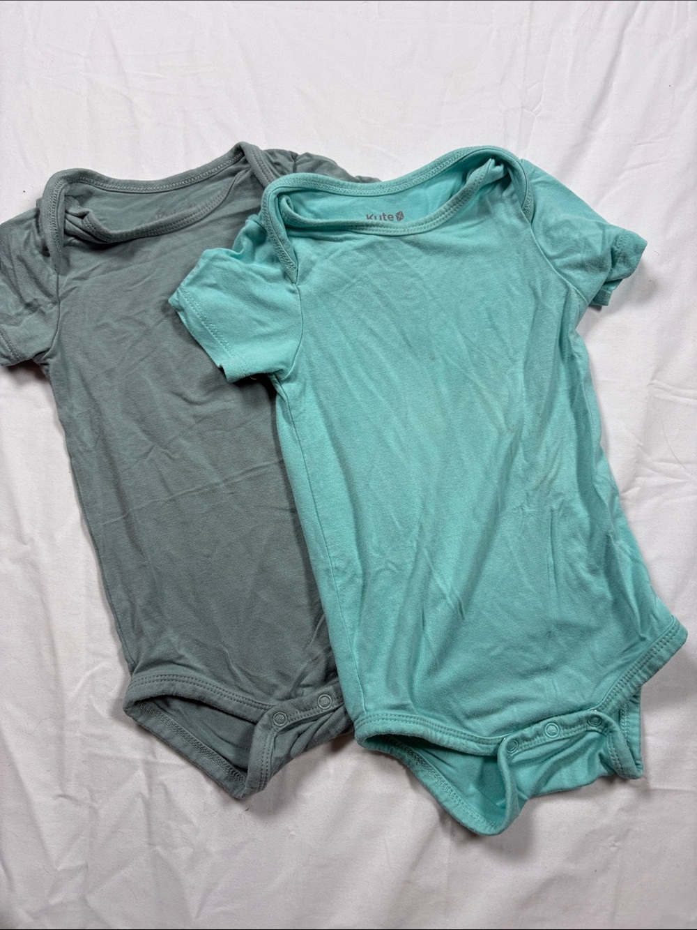 Kyte BABY Short-Sleeve Onesies - Aqua & Slate